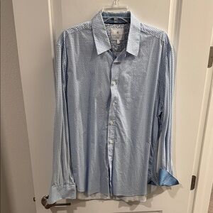 Light Blue patterned Dress Shirt